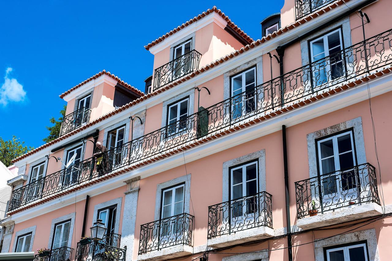 Portas Do Teatro Apartments Lisbon Bagian luar foto